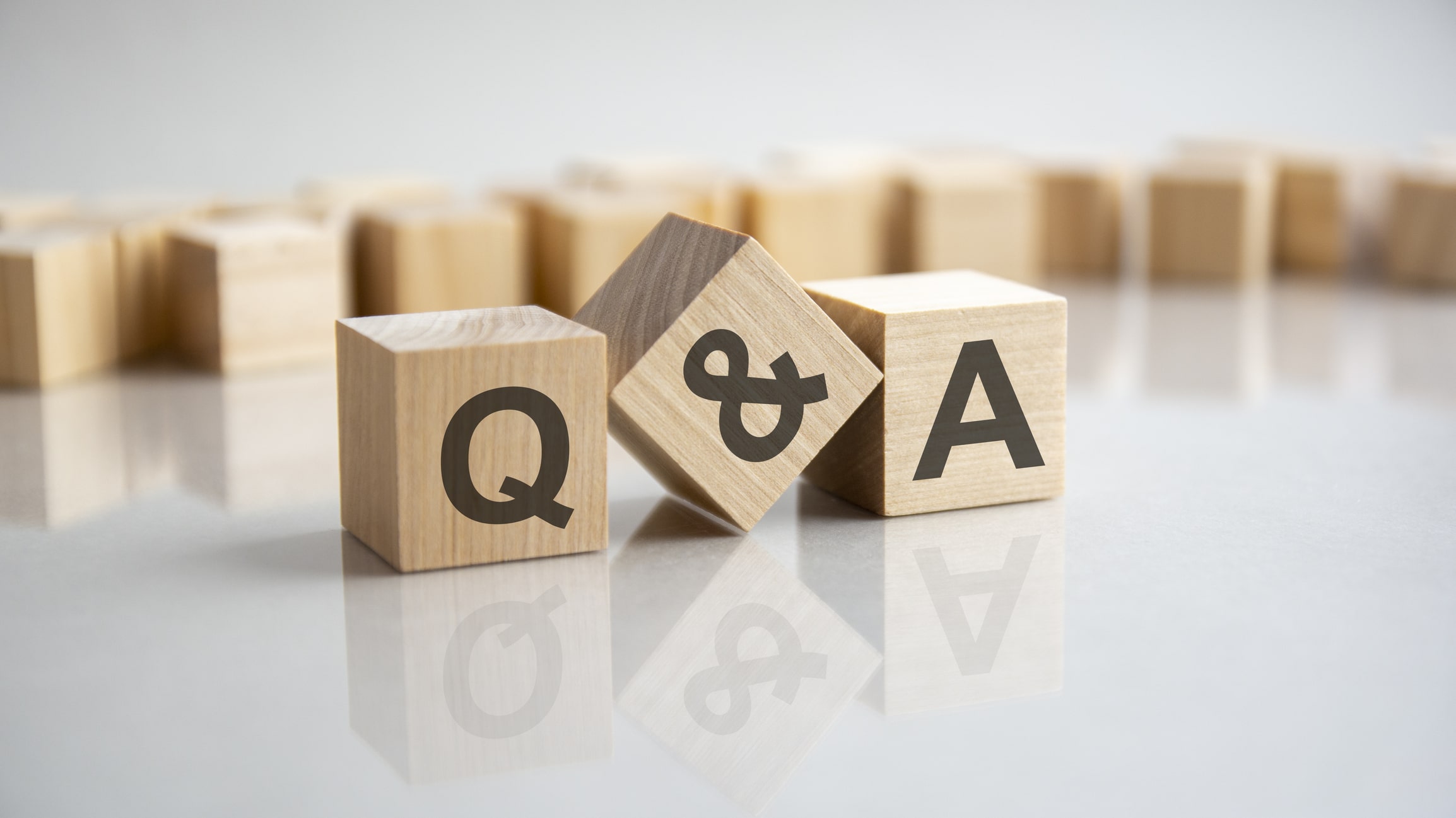 Q&A wooden blocks