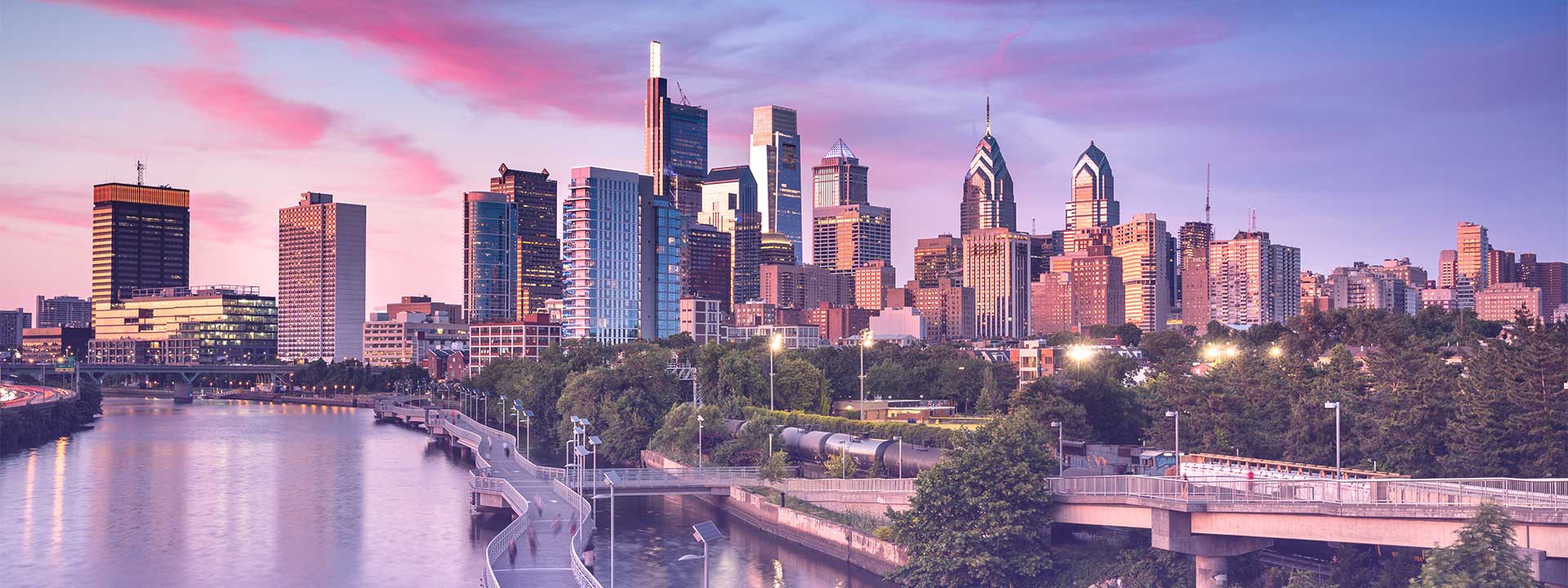 Pennsylvania city skyline of Philadelphia for travel healthcare professionals